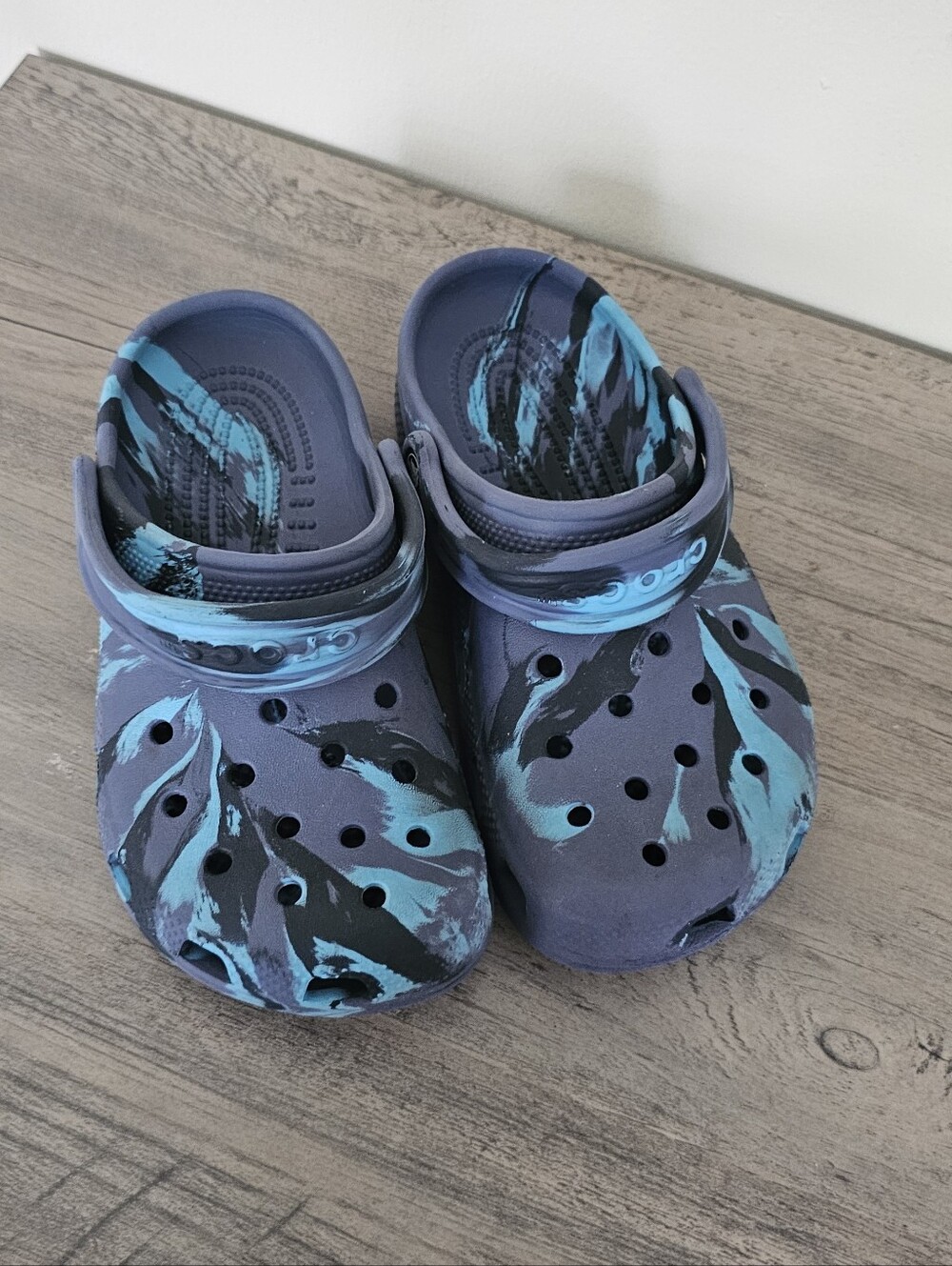 Crocs Boy Kids Blue Navy Tie Dye Slip-On Clog J 2